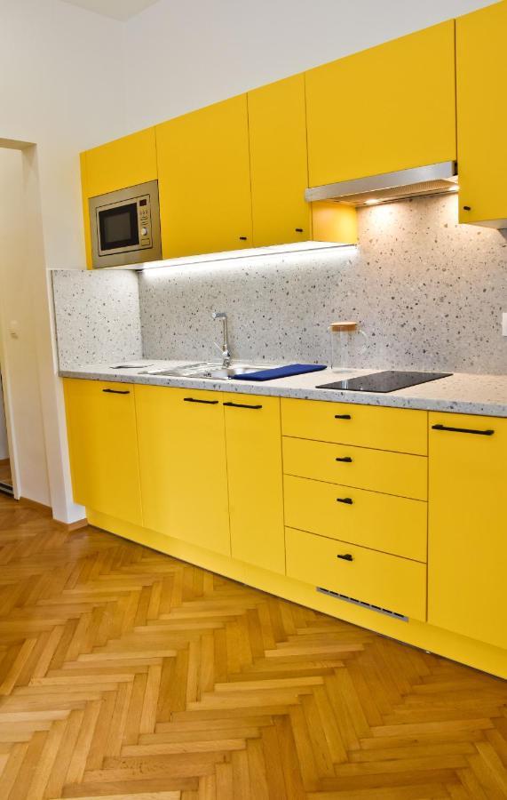 Zachar Apartman Sopron Exteriör bild