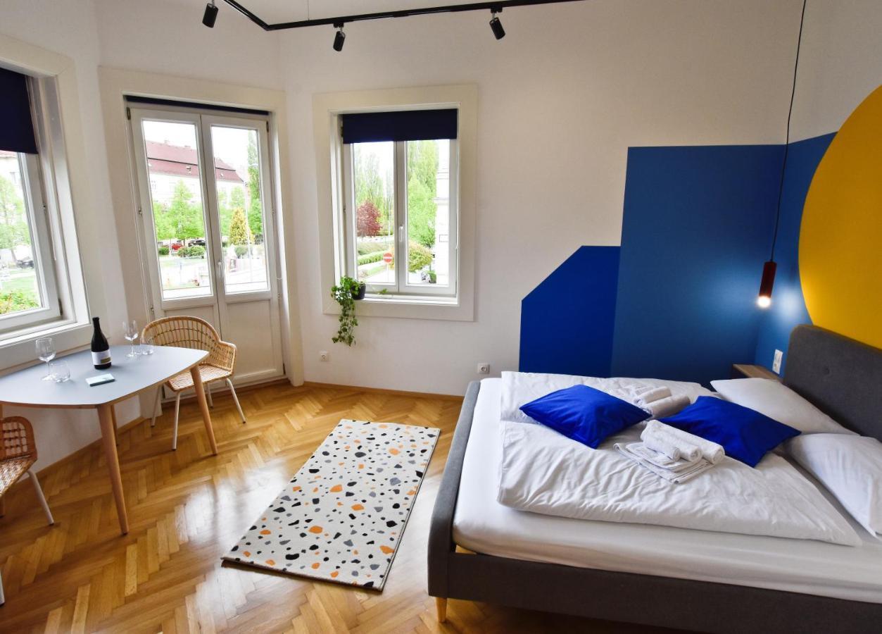 Zachar Apartman Sopron Exteriör bild